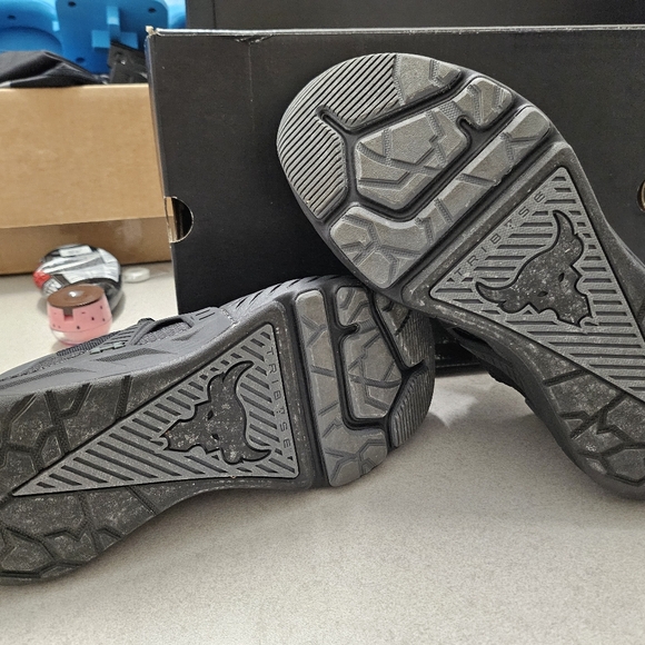 Project Rock 4 - Picture 5 of 9